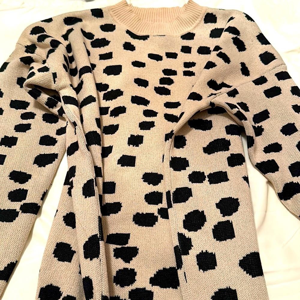 Dotted Sweater